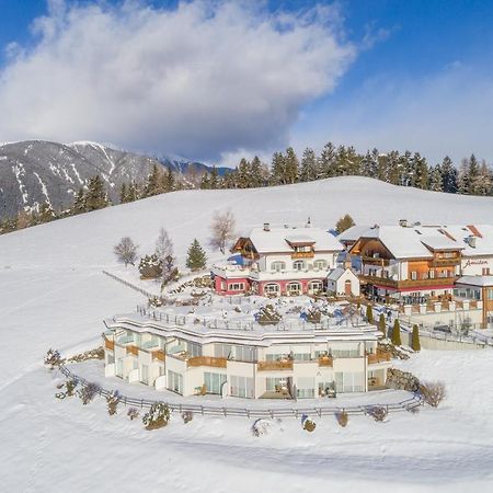 Hotel Amaten Бруніко Екстер'єр фото