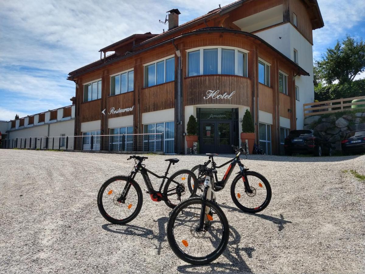 Hotel Amaten Бруніко Екстер'єр фото