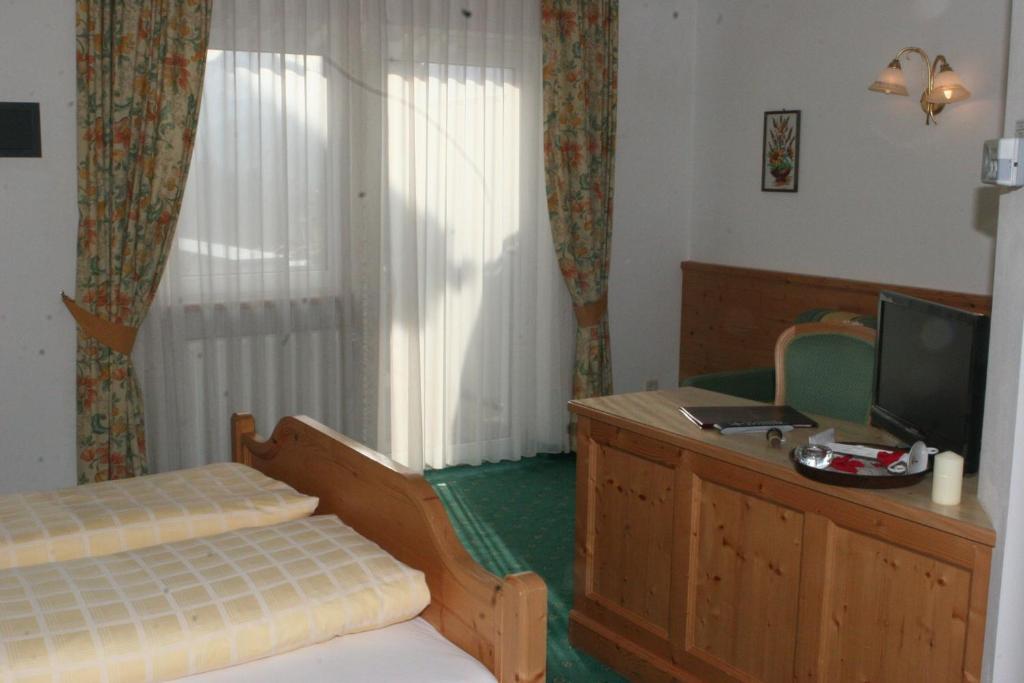 Hotel Amaten Бруніко Номер фото