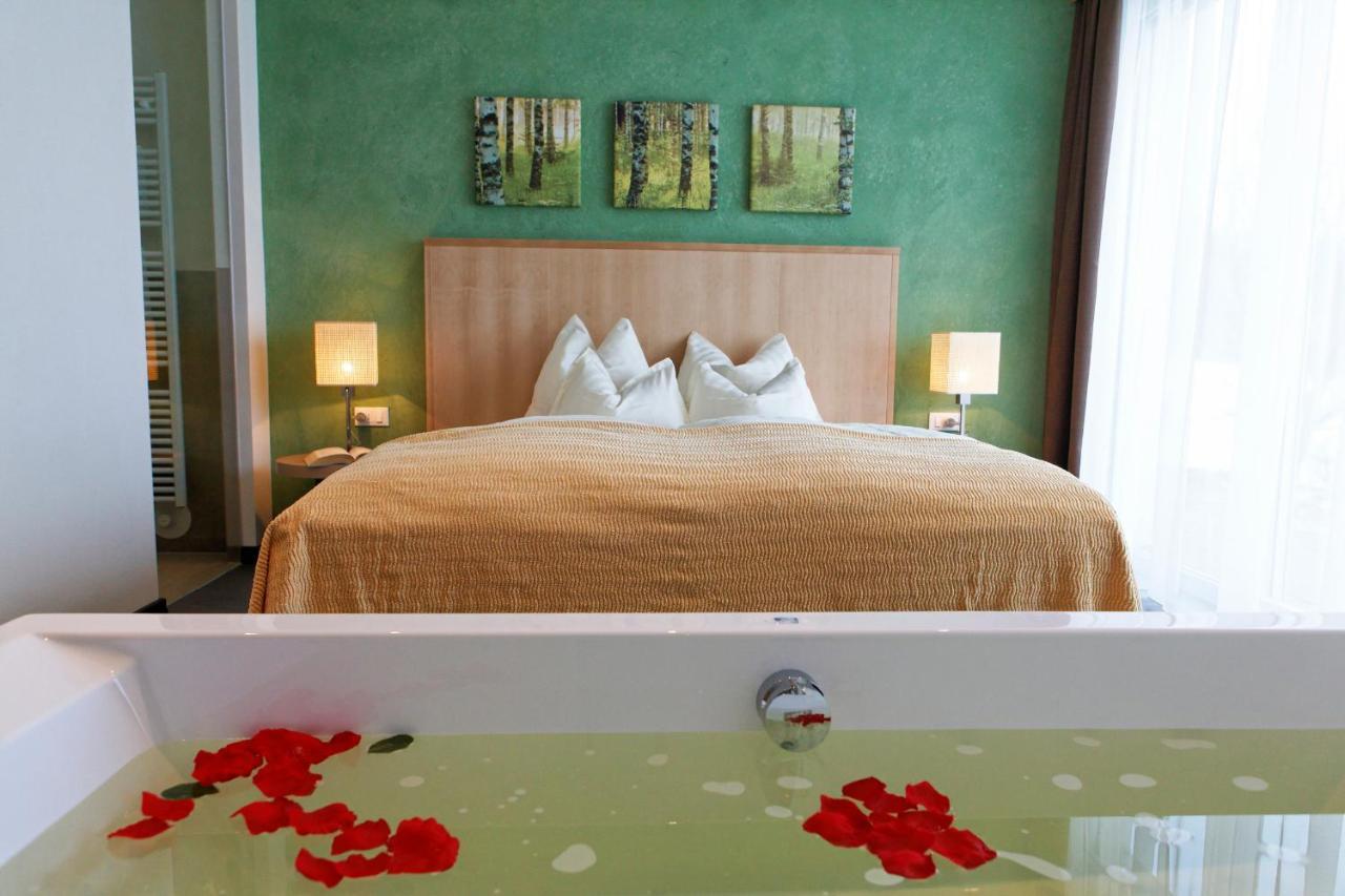 Hotel Amaten Бруніко Екстер'єр фото